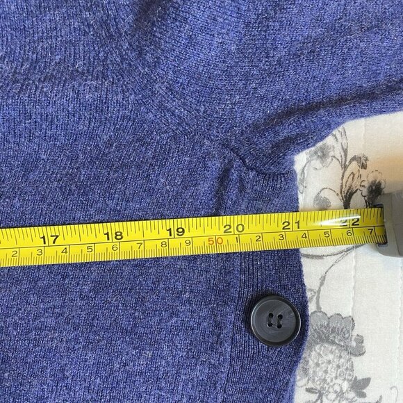Veronica Beard CASHMERE Navy V Neck Folded Cuffs Soft Pullover Sweater Small - Picture 7 of 10